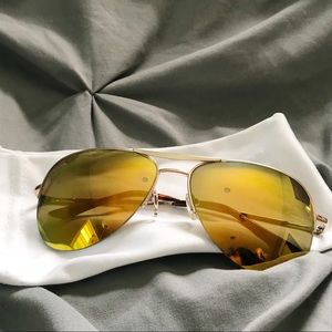 Steve Madden Mirrored Sunglasses 🕶